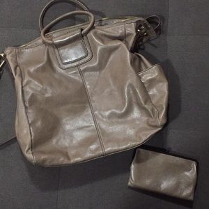 Hobo Sheila bag with matching wallet